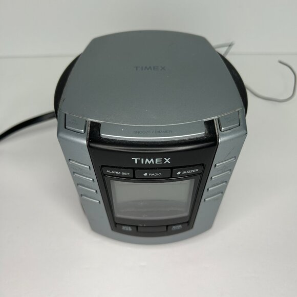 Timex T301B Digital Tuning Alarm Clock AM FM Radio - Picture 4 of 9